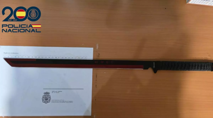 Policia nacional katana 1